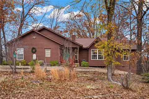 2 Wrongton Dr, Bella Vista, AR 72714