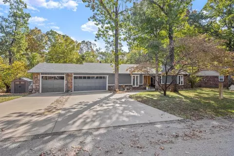 8652 Haven Dr, Rogers, AR 72756