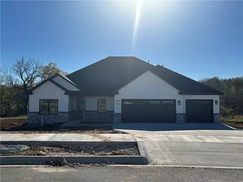 75 W Watson Ln, Farmington, AR 72730