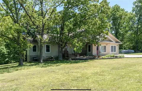2555 Forest Hills Blvd, Bella Vista, AR 72715