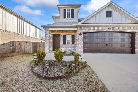1415 Fifth Ave, Lowell, AR 72745