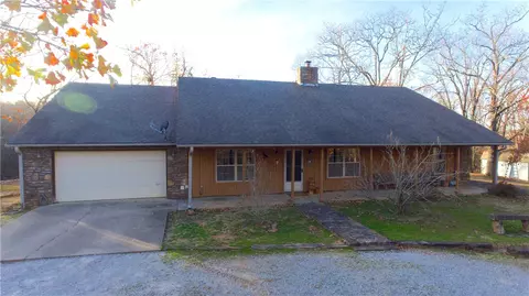 1011 Madison 6144, Huntsville, AR 72740