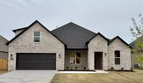 2906 N Grey Squirrel Dr, Fayetteville, AR 72704