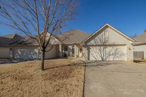 6240 Milliken Bnd, Fayetteville, AR 72704