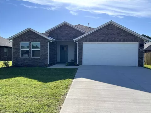 803 Heeler Ave, Lowell, AR 72745