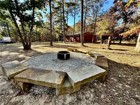 Exterior - 329 Bradley Ridge Rd, Marshall, AR 72650 photo 10 of 14