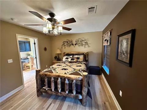 Bedroom - 329 Bradley Ridge Rd, Marshall, AR 72650 photo 4 of 8