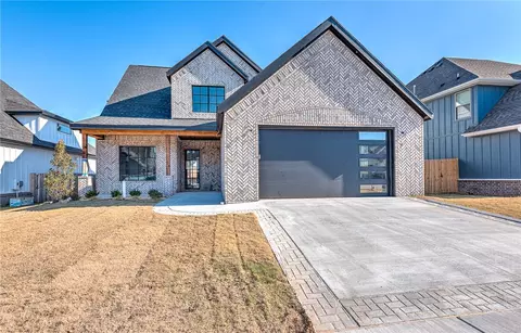 1703 S 23rd Pl, Rogers, AR 72758