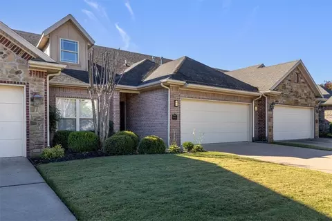 6605 Valley View Rd, Rogers, AR 72758