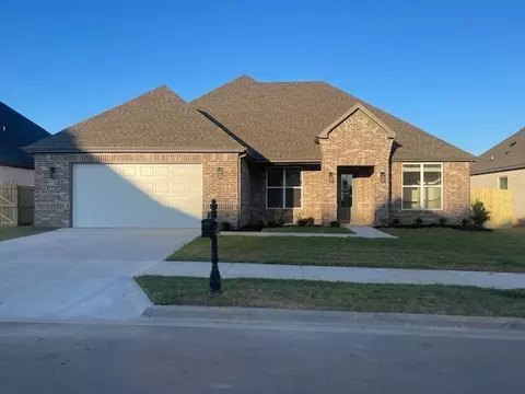 4958 N Delta Ave, Fayetteville, AR 72764