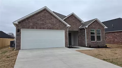 4399 Florentina Ave, Springdale, AR 72764