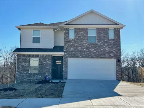 5681 Selah St, Springdale, AR 72764