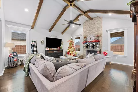 Living - 1320 Ocean Dr, Centerton, AR 72719 photo 2 of 2