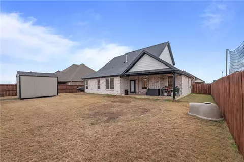 Exterior - 1320 Ocean Dr, Centerton, AR 72719 photo 2 of 3
