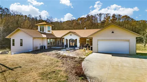 13651 Rolling Hills Rd, Bentonville, AR 72712