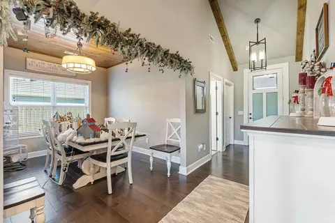 Entry Way - 961 Silver Maple St, Centerton, AR 72719 photo 2 of 3