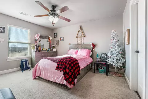 Bedroom - 961 Silver Maple St, Centerton, AR 72719 photo 6 of 8