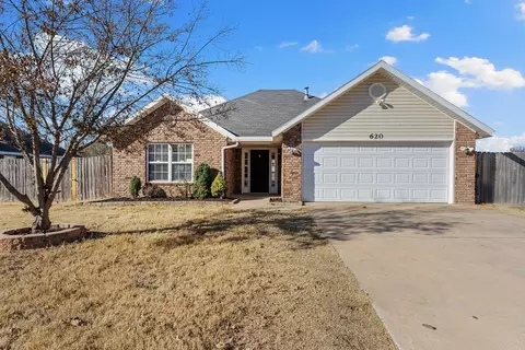 620 Tumbleweed St, Lowell, AR 72745