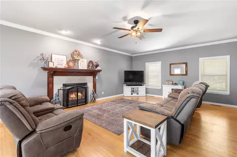 303 S Old Farm Rd, Harrison, AR 72601 photo 8