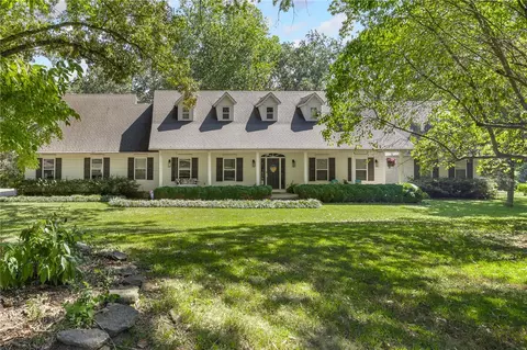 303 S Old Farm Rd, Harrison, AR 72601