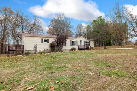 Exterior - 1168 York Dr, Harrison, AR 72601 photo 2 of 5