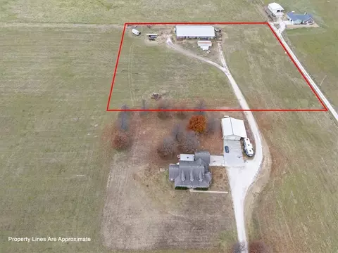 11385 Hogeye Rd, Prairie Grove, AR 72753