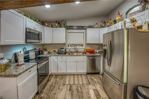 Kitchen - 4964 Maris Loop, Harrison, AR 72601 photo 1 of 1