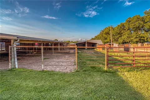 Exterior - 4964 Maris Loop, Harrison, AR 72601 photo 4 of 6