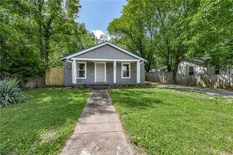 513 Mountain View Ave, Springdale, AR 72764