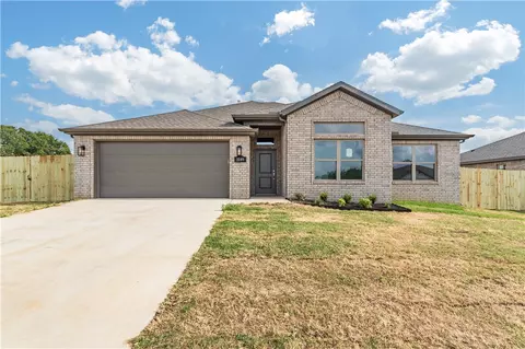325 Silvaner St, Lowell, AR 72745