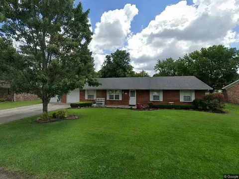 1103 Convair St, Bentonville, AR 72712