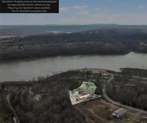 10192 Oklahoma Dr, Rogers, AR 72758