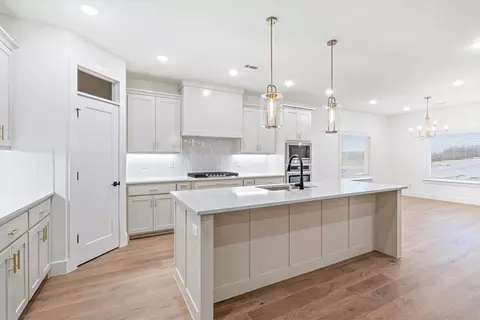 Kitchen - 1801 Mumbai Rd, Centerton, AR 72719 photo 1 of 3