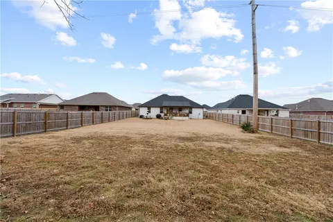 983 Hampton St, Springdale, AR 72762 photo 15