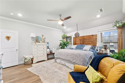 983 Hampton St, Springdale, AR 72762 photo 6