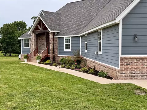 17215 Gary Turner Rd, Siloam Springs, AR 72761