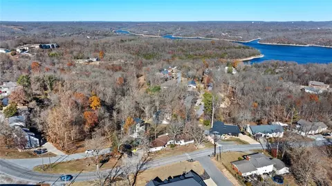 View/Area - 8893 Williams Rd, Rogers, AR 72756 photo 6 of 9