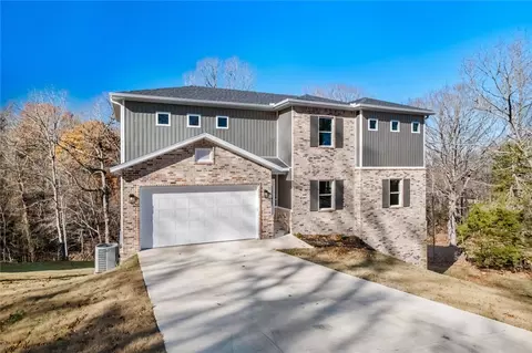 Exterior - 8893 Williams Rd, Rogers, AR 72756 photo 2 of 6