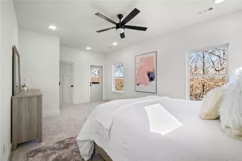 Bedroom - 8893 Williams Rd, Rogers, AR 72756 photo 2 of 4