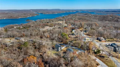 View/Area - 8893 Williams Rd, Rogers, AR 72756 photo 4 of 9