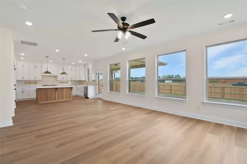 Living - 445 Fox Trl, Springdale, AR 72762 photo 2 of 2