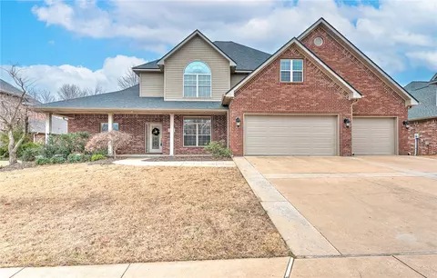 3910 NE Kensington Ave, Bentonville, AR 72712