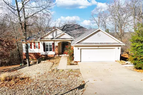 15 Cambria Dr, Bella Vista, AR 72715