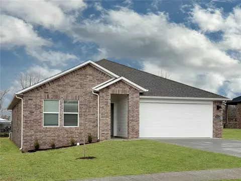 3124 N Rooster St, Siloam Springs, AR 72761