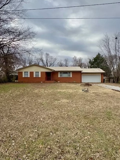 165 Old Farmington Rd, Farmington, AR 72730