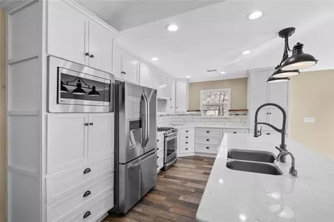 29 York Dr, Bella Vista, AR 72714