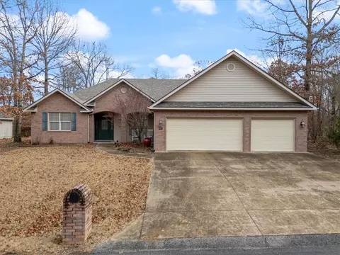 28 Drummore Ln, Bella Vista, AR 72715