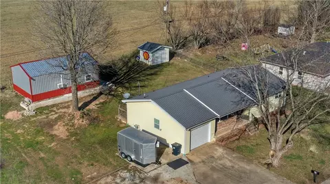 348 Carr Ct, Harrison, AR 72601 photo 3