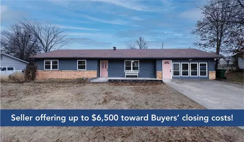 905 E Longview Dr, Rogers, AR 72756