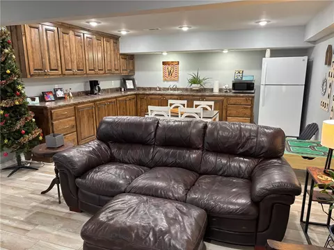 Kitchen - 10377 Devore Dr, Harrison, AR 72601 photo 7 of 8